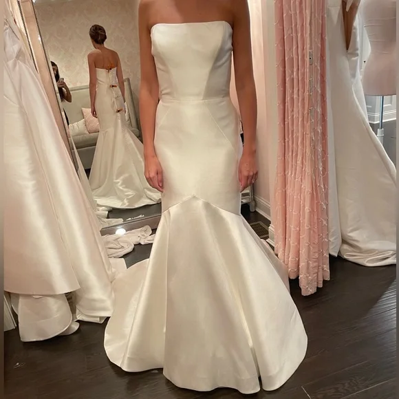 Pronovias Oberon Wedding Dress